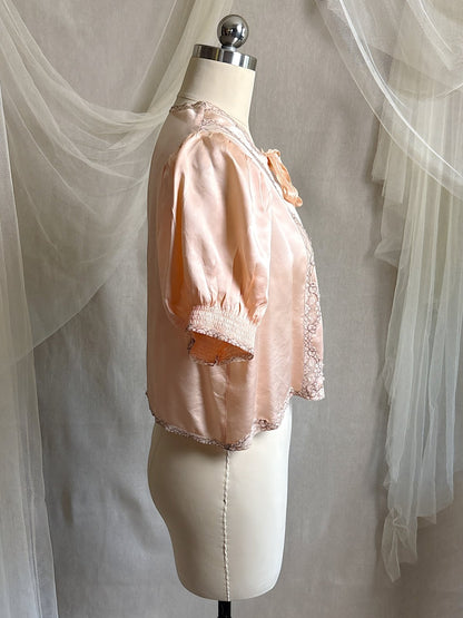 Vintage 1930's Bed Jacket - Antique Rose Pink Silk Satin with Warm Nude Lace Appliqués | S, M - Daggers & Dames