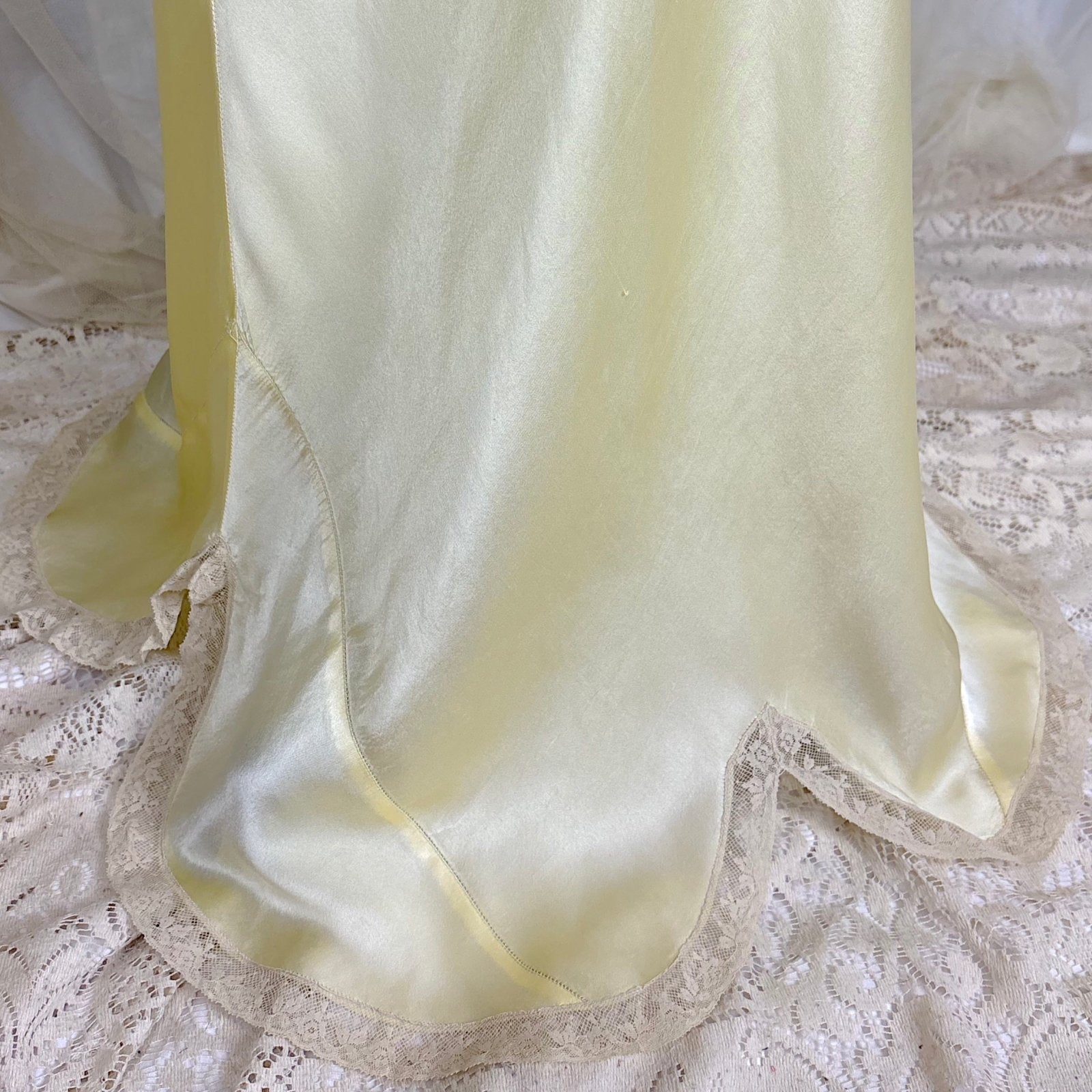 Vintage 1930's Buttercream Yellow Silk Satin Nightgown with Pale Green Ribbon & Scalloped Hem, size S, M, LG - Daggers & Dames