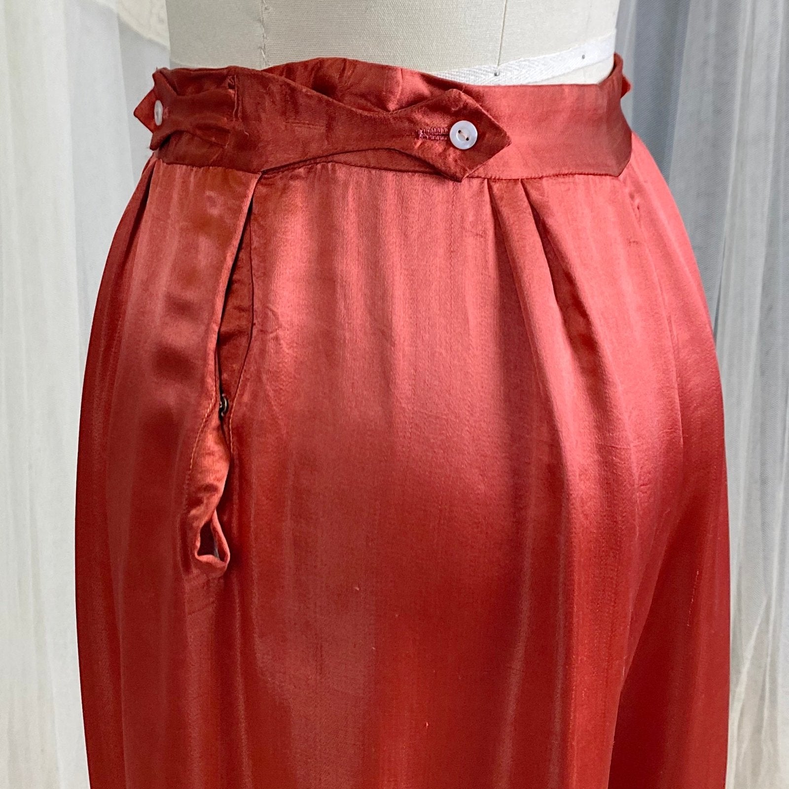 Vintage 1930's Chinese Lounge Set | Rust Red Silk Pants with Rich Mauve & Botanical Brocade Print Trapunto Top | S, M - Daggers & Dames