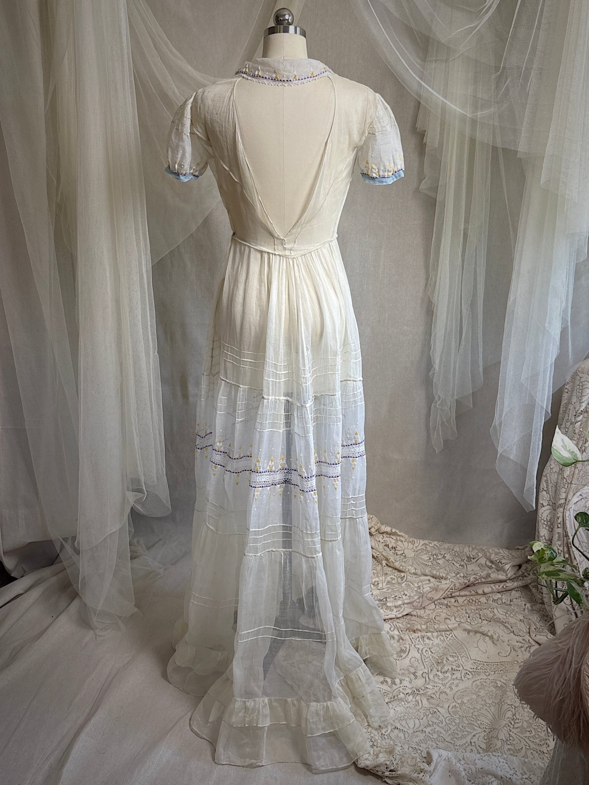 Vintage 1930's Dress - Semi - Sheer Bone White Silk Organza with Open Back | XS - Daggers & Dames
