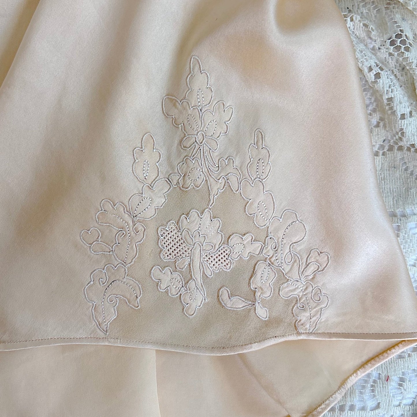 Vintage 1930's Hand Stitched Champagne Silk Satin Kestos Style Bra & Tap Pants Dance Set, size M - Daggers & Dames