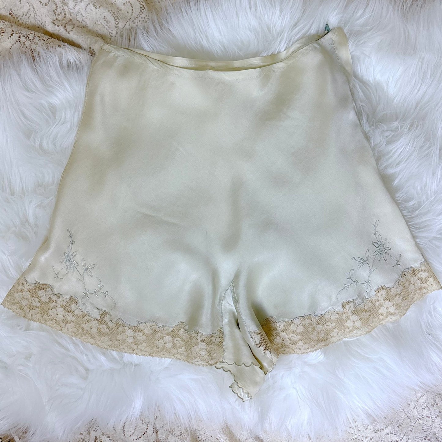 Vintage 1930's Ice Aqua Blue Silk Tap Pants with Side Zip Closure - by Marshall Fields & Co., size M - Daggers & Dames