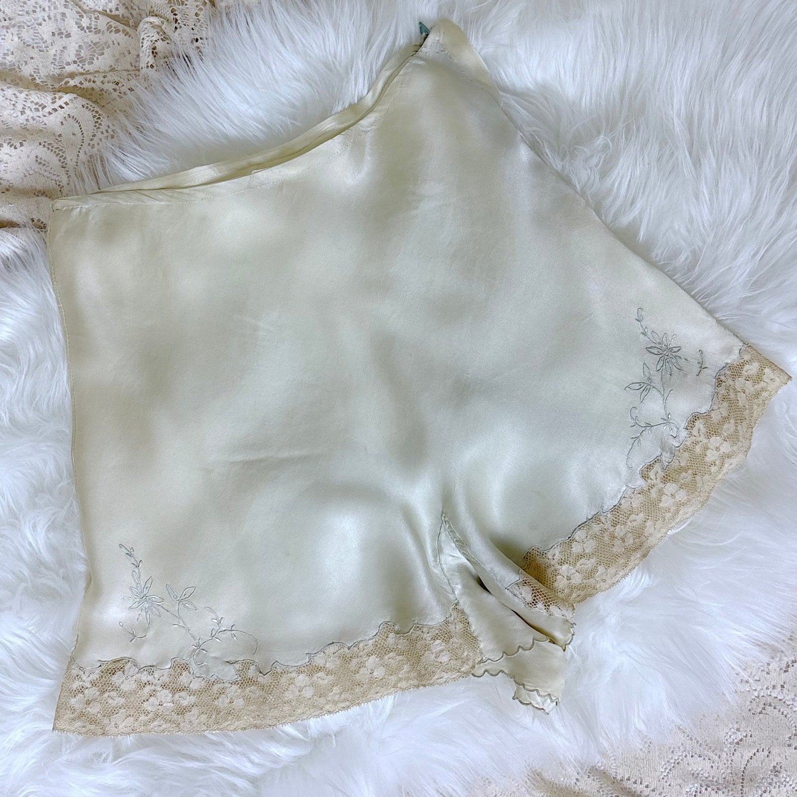 Vintage 1930's Ice Aqua Blue Silk Tap Pants with Side Zip Closure - by Marshall Fields & Co., size M - Daggers & Dames