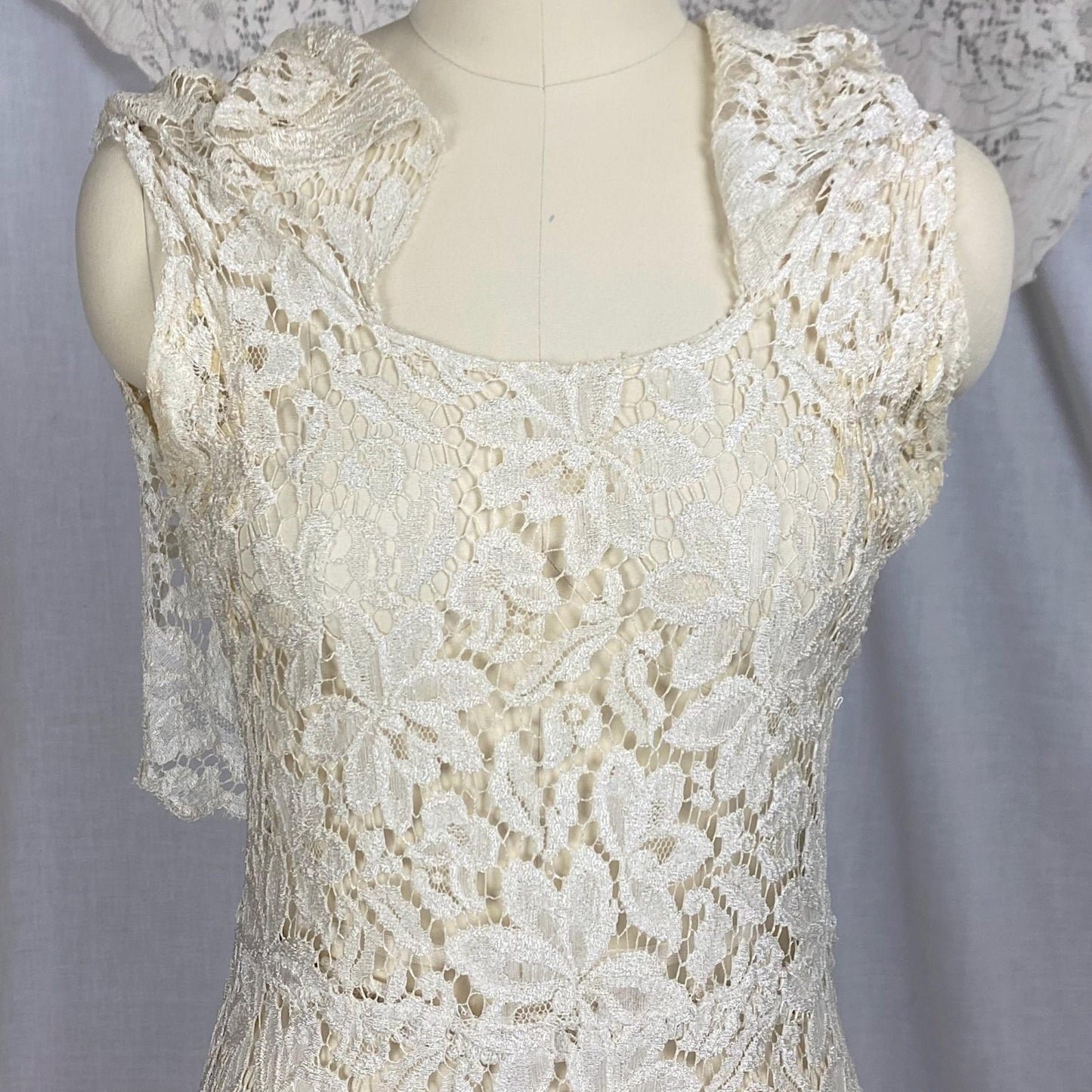 Vintage 1930's Maxi Dress | Buttermilk Floral Chantilly Net Lace with Ruffled Bertha Collar | Size XS, S - Daggers & Dames