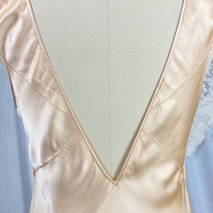 Vintage 1930's Nightgown | Champagne Silk Satin with Intricate Bronze Floral Lace & Scalloped Hem | Size XS, S - Daggers & Dames