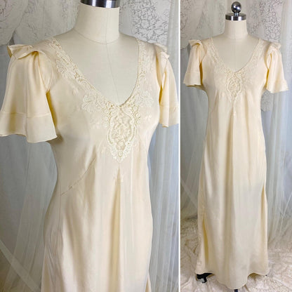 Vintage 1930's Nightgown - Hand Stitched Ivory Silk with Irish Crochet Lace & Satin Embroidery - Size XS, S - Daggers & Dames