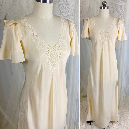 Vintage 1930's Nightgown - Hand Stitched Ivory Silk with Irish Crochet Lace & Satin Embroidery - Size XS, S - Daggers & Dames