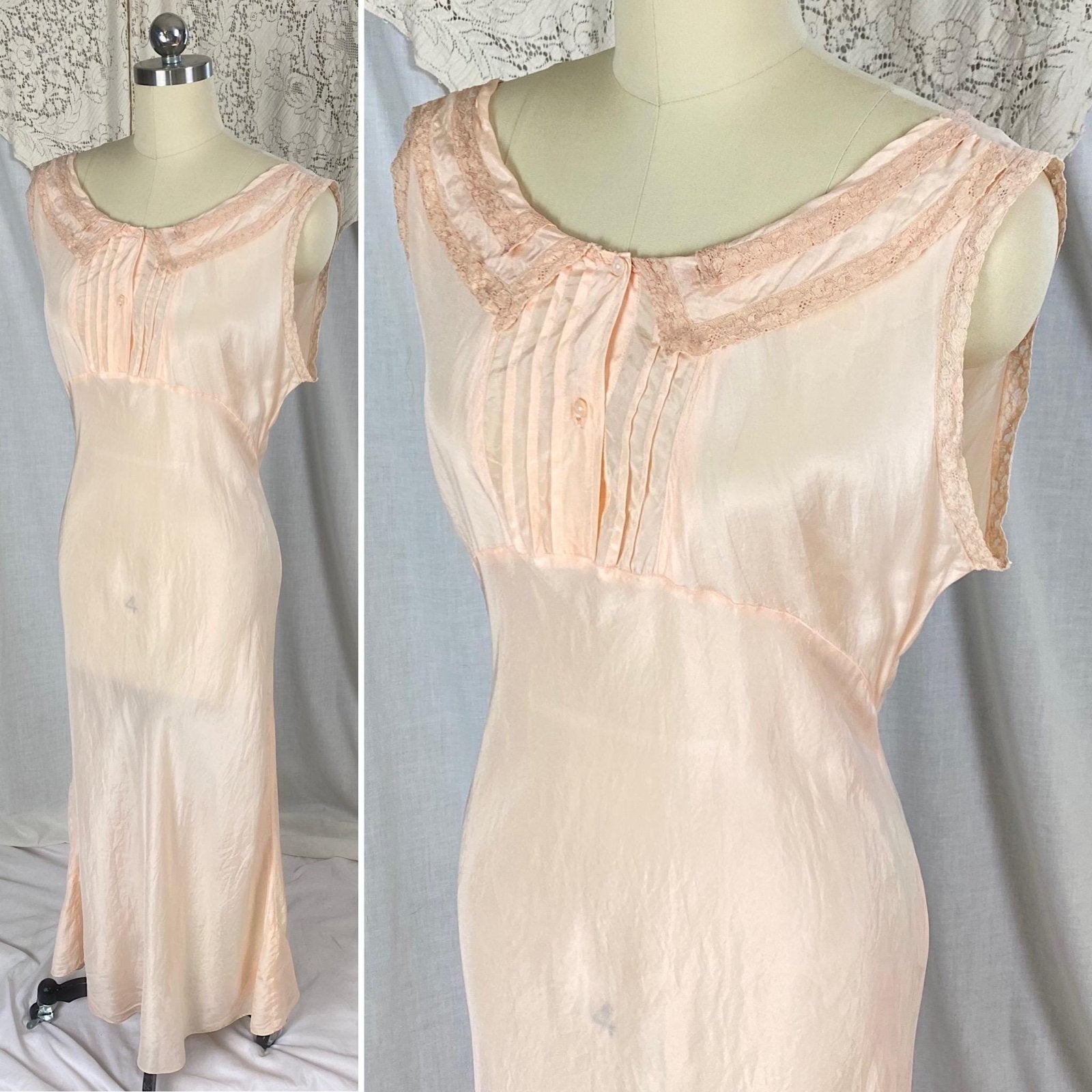 Vintage 1930's Nightgown | Pale Peach Silk with Mauve Lace Collar & Button Detail | Size S, M - Daggers & Dames