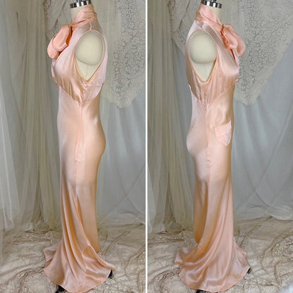Vintage 1930's Nightgown - Rich Peach Silk Satin with Pussy Bow - by Satin Duchene, size XS, S - Daggers & Dames