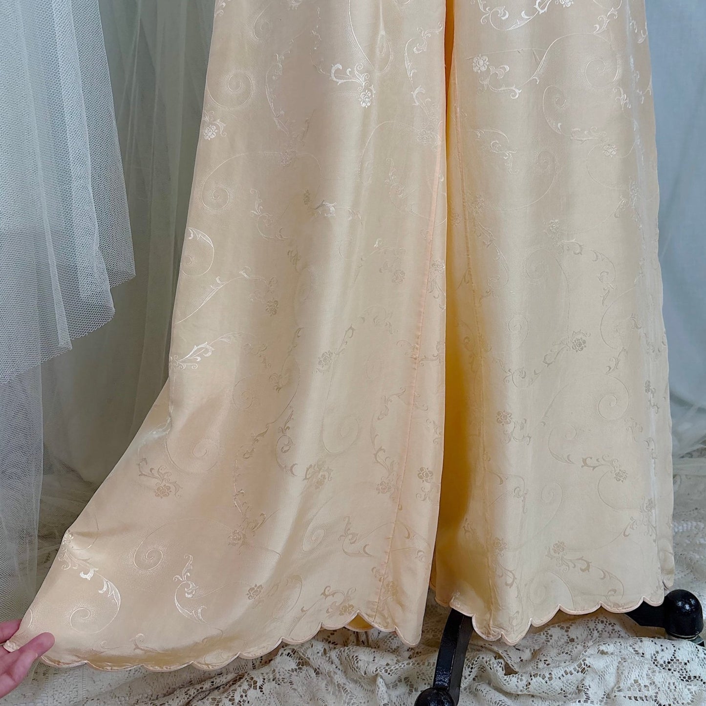 Vintage 1930's Pajama Set - Hand Stitched Pale Peach Silk with Floral Satin Jacquard Print - by Peggy Mandis, size S, M - Daggers & Dames