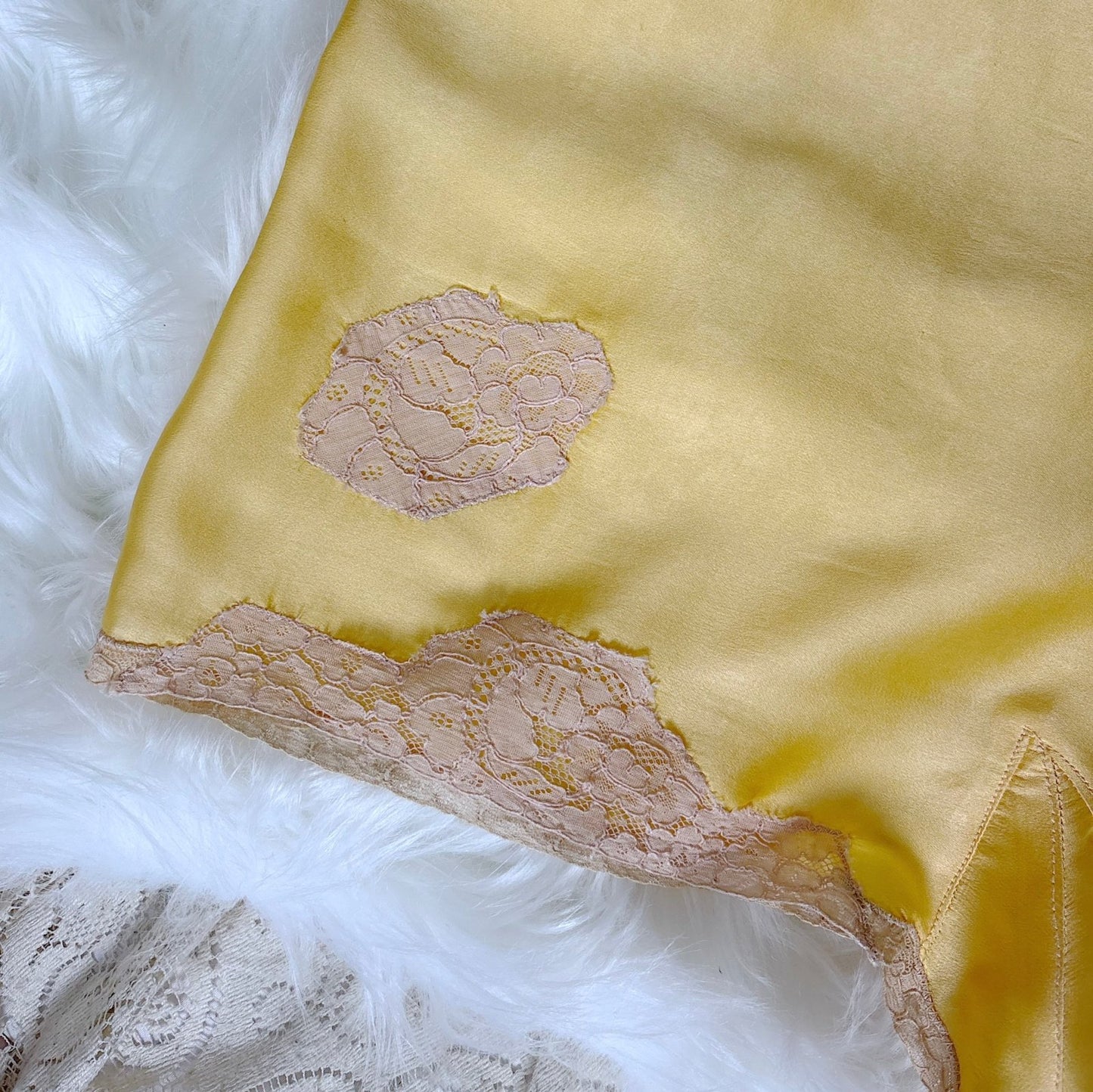 Vintage 1930's Saffron Yellow Silk Tap Pants with Ecru Lace Appliqués, size XS - Daggers & Dames