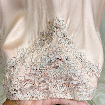Vintage 1930's Slip - Rose Gold Pink Silk Satin with Floral Alençon Lace - Size M, LG - By Stylfit - Daggers & Dames