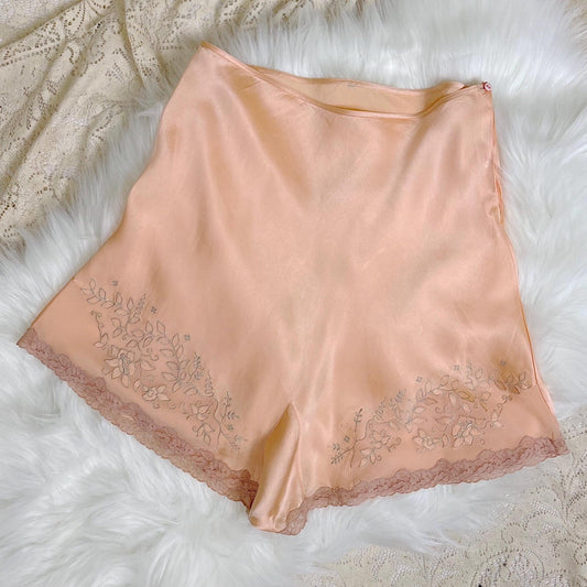Vintage 1930's Tap Pants - Pale Peach Silk Satin with Sheer Chiffon Inserts & Silver Threaded Floral Embroidery - Size S, M - Daggers & Dames