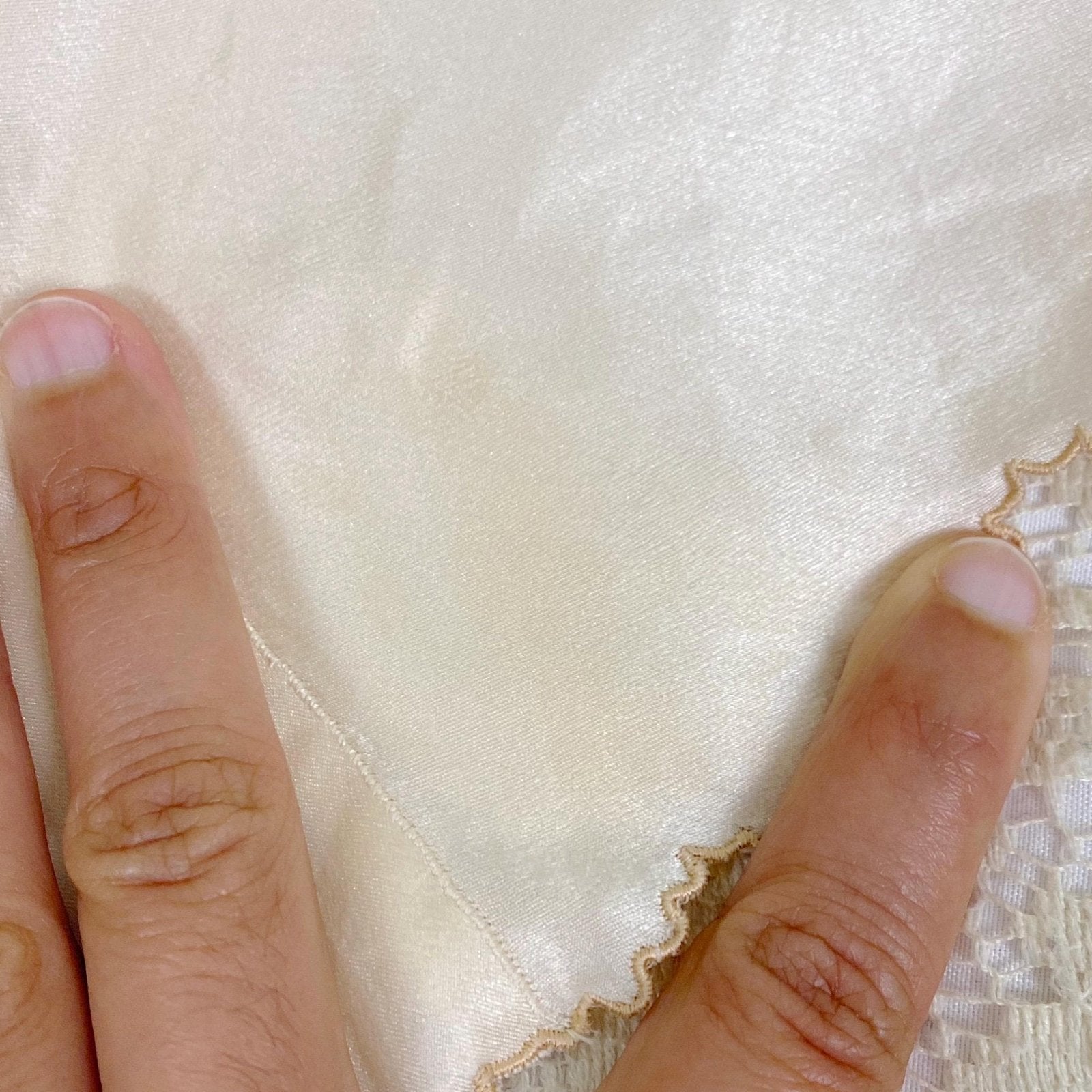 Vintage 1930's Tap Pants - Pearl White Silk Satin with Warm Nude Lace Inserts & Scalloped Edges - Size S - Daggers & Dames