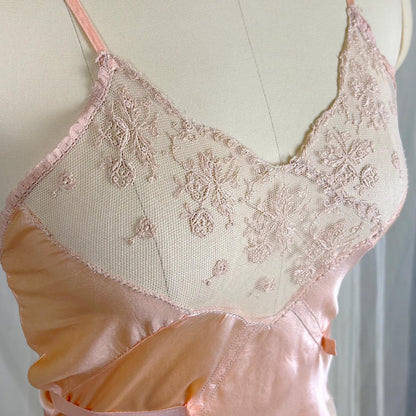 Vintage 1930's Teddy Chemise - Rose Gold Pink Silk with Warm Beige Tambour Lace - Size XS - Daggers & Dames