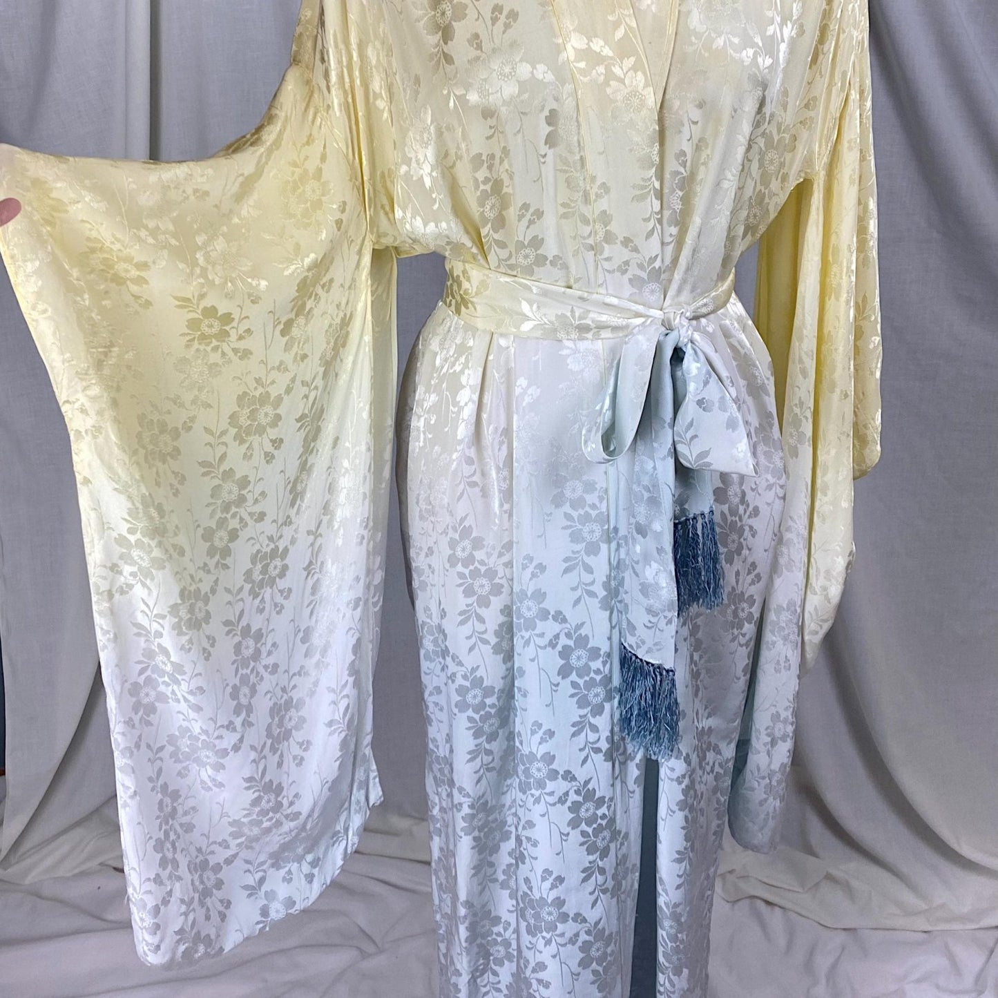 Vintage 1940's - 1950's Japanese Kimono Robe | Lemon Yellow & Gray Ombre Rayon Satin Damask with Fringe Sash tie | Mitsuba Aoi Crest - Daggers & Dames