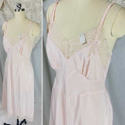 Vintage 1940's - 1950's Slip | Powder Pink Rayon with Bow Appliqués & Lace | Size M | Seamprufe - New with Tags - Daggers & Dames