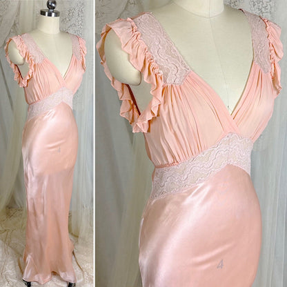 Vintage 1940's Creamy Pink Rayon Satin & Chiffon Nightgown, size XS, S - Daggers & Dames