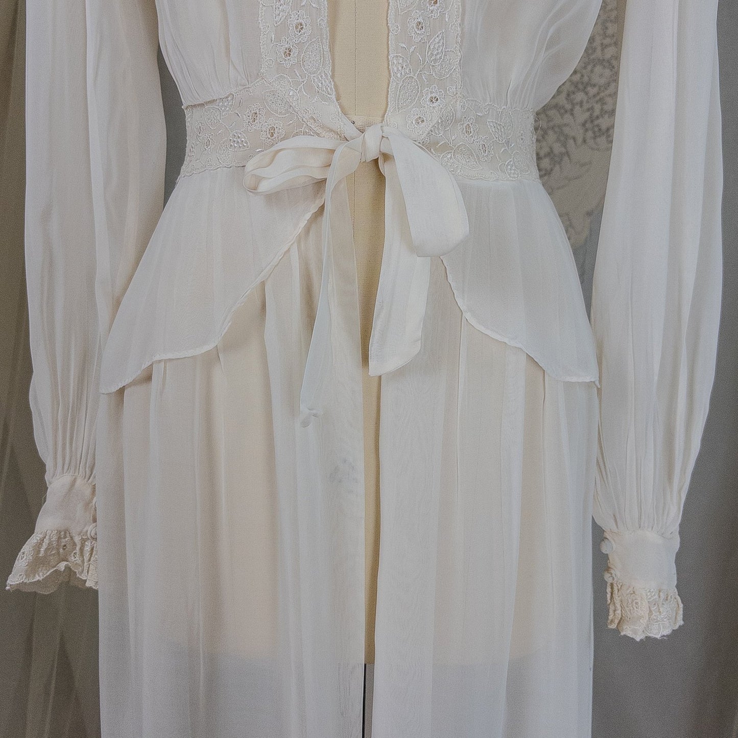 Vintage 1940's Dressing Gown Robe - Sheer White Rayon Chiffon with Satin Embroidery | Medium - Daggers & Dames