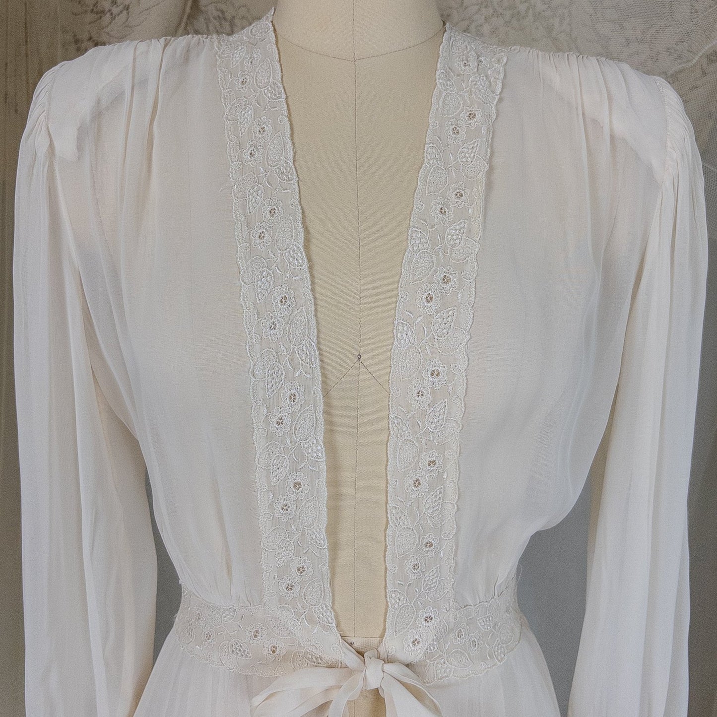 Vintage 1940's Dressing Gown Robe - Sheer White Rayon Chiffon with Satin Embroidery | Medium - Daggers & Dames