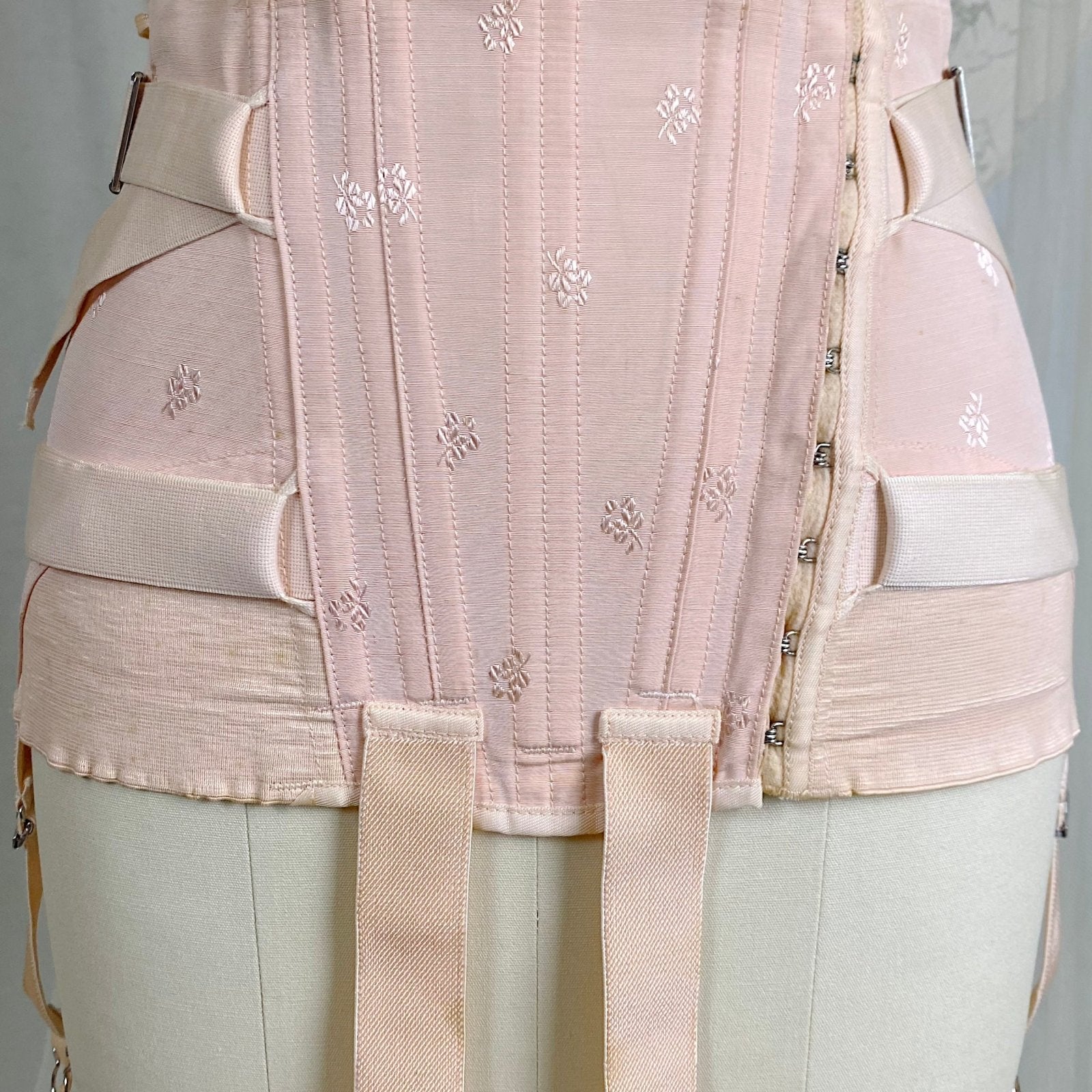Vintage 1940's Girdle - Candy Pink Rayon Blend with Floral Satin Damask & Double Fan Corset Lacing - Size M - By Truform - Daggers & Dames