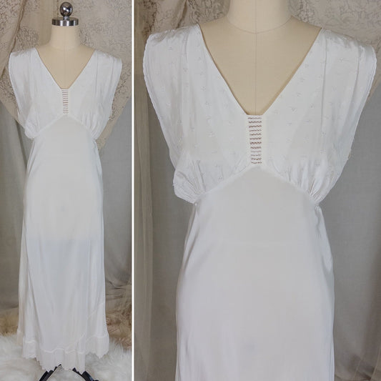 Vintage 1940's Nightgown - Bright White Rayon Crepe with Eyelet Embroidery & Scalloped Hem | Small, Medium - Daggers & Dames