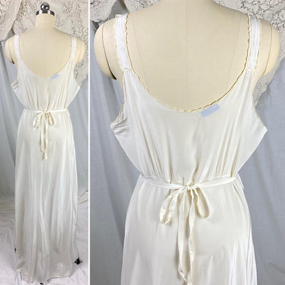 Vintage 1940's Nightgown | Off White Rayon with Yellow Daisy Appliques | Size S, M | Rico Lingerie - Daggers & Dames