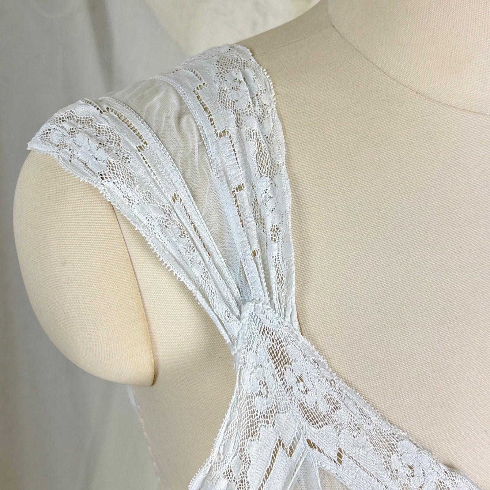 Vintage 1940's Nightgown - Palest Blue Rayon with Open Back & Art Deco Patterned Lace - Size S, M - Daggers & Dames