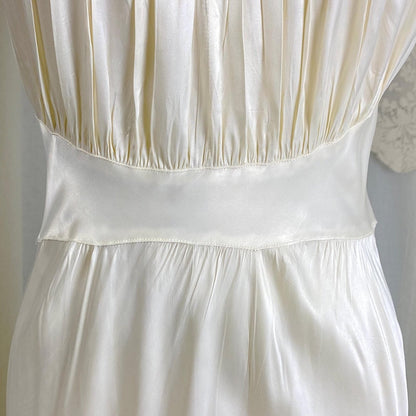Vintage 1940's Nightgown - Pearl White Rayon Satin with Ivory Cotton Lace - Size M - By Radcliffe - Daggers & Dames