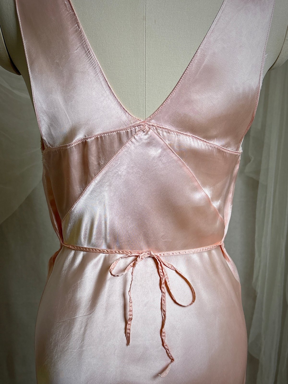 Vintage 1940's Nightgown - Rose Pink Rayon Satin with Nude Cotton Lace Appliqués & Geo Stitch back | XS - Daggers & Dames