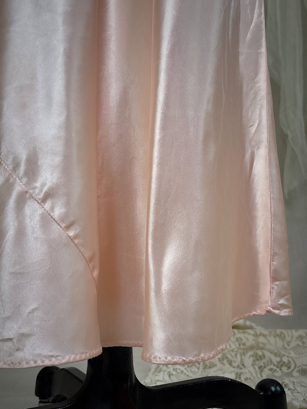 Vintage 1940's Nightgown - Rose Pink Rayon Satin with Nude Cotton Lace Appliqués & Geo Stitch back | XS - Daggers & Dames