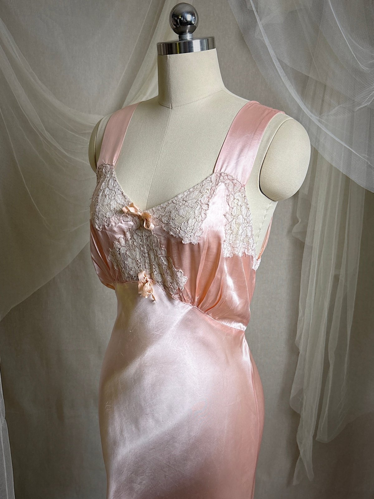 Vintage 1940's Nightgown - Rose Pink Rayon Satin with Nude Cotton Lace Appliqués & Geo Stitch back | XS - Daggers & Dames
