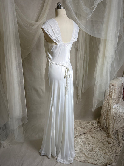 Vintage 1940's Nightgown - Summer White Rayon Satin with Cotton lace & Floral Appliqués by Lady Duff | S, M - Daggers & Dames