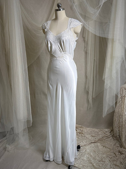 Vintage 1940's Nightgown - Summer White Rayon Satin with Cotton lace & Floral Appliqués by Lady Duff | S, M - Daggers & Dames