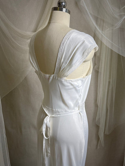 Vintage 1940's Nightgown - Summer White Rayon Satin with Cotton lace & Floral Appliqués by Lady Duff | S, M - Daggers & Dames