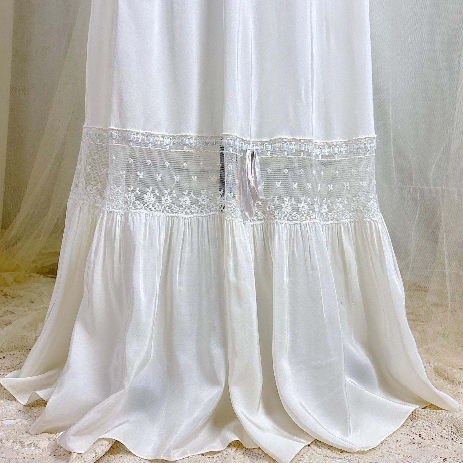 Vintage 1940's Nightgown - White Rayon with Embroidered Tulle & Woven Blue Satin Ribbon - Size S, M - By Aristocraft - Daggers & Dames