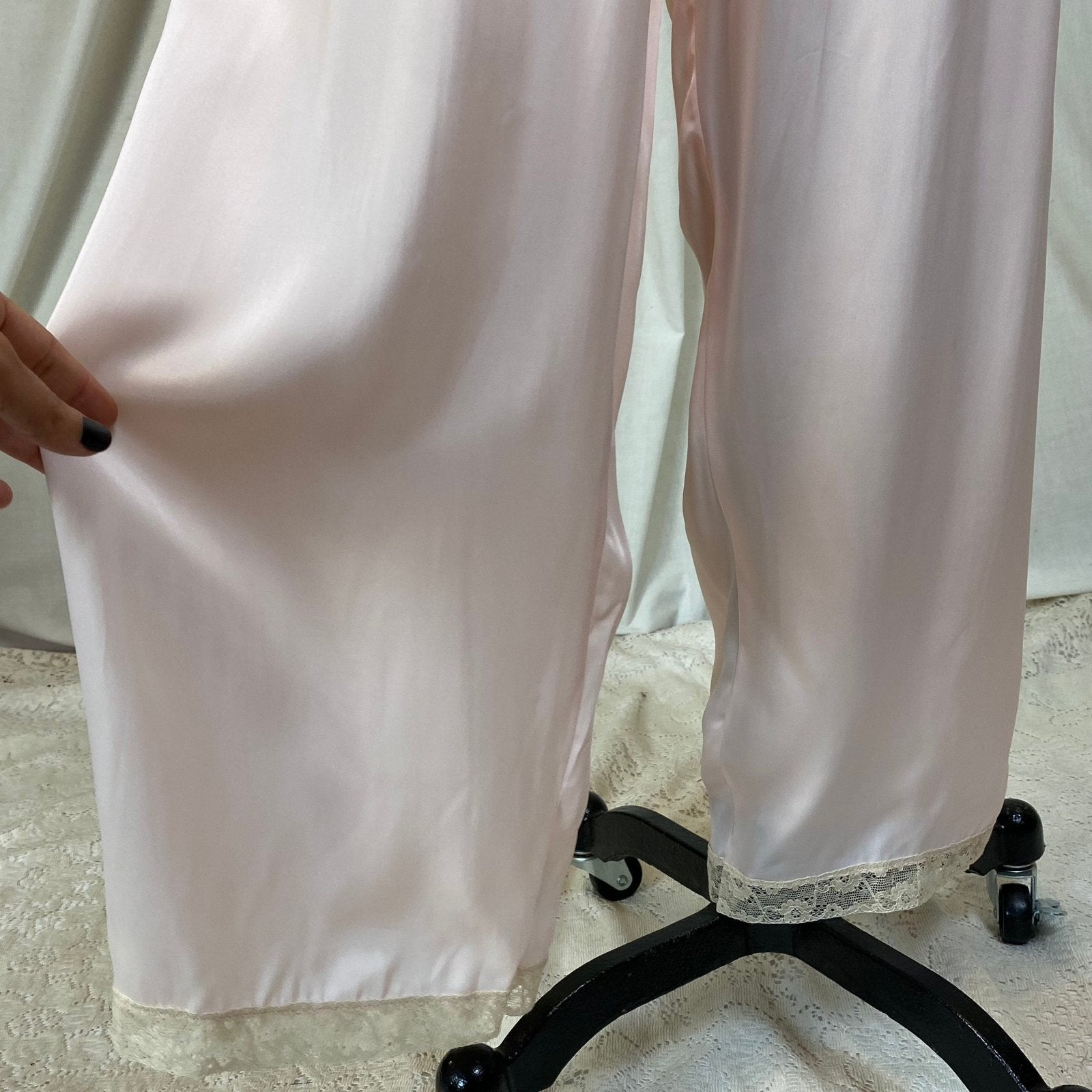 Vintage 1940's Pajama Set | Pale Powder Pink Rayon Satin with Ivory Lace | Size M, LG | Textron - New with Tags - Daggers & Dames