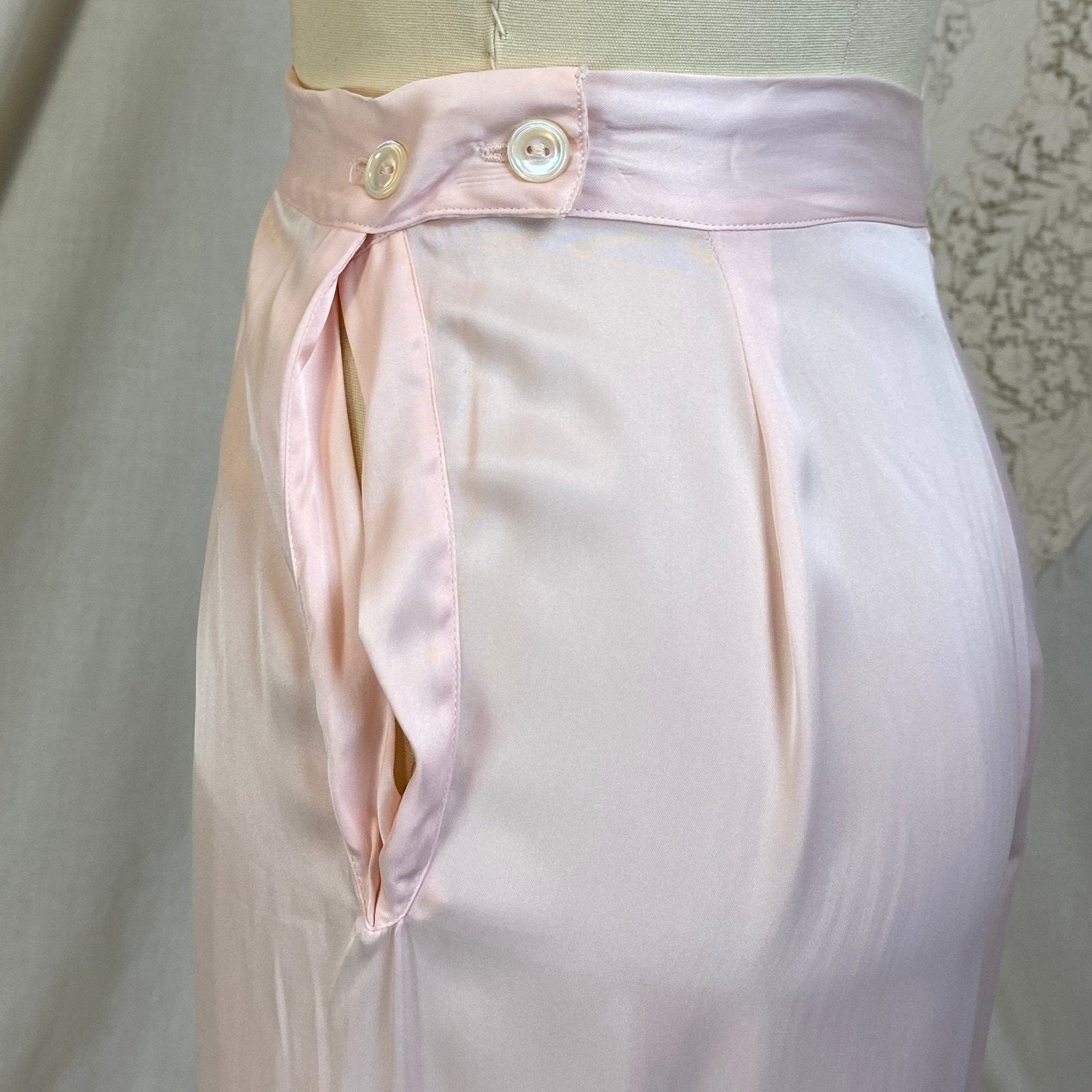 Vintage 1940's Pajama Set | Pale Powder Pink Rayon Satin with Ivory Lace | Size M, LG | Textron - New with Tags - Daggers & Dames