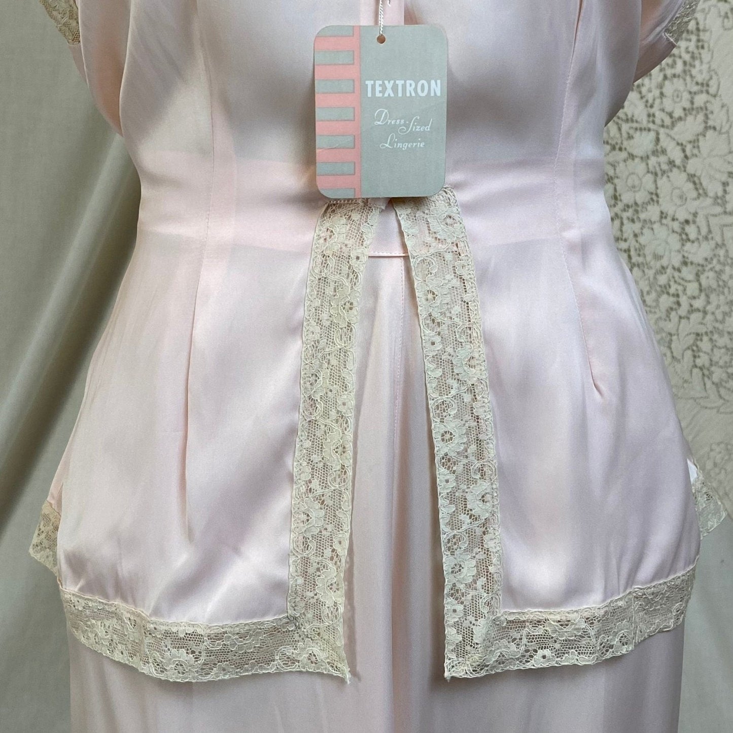 Vintage 1940's Pajama Set | Pale Powder Pink Rayon Satin with Ivory Lace | Size M, LG | Textron - New with Tags - Daggers & Dames