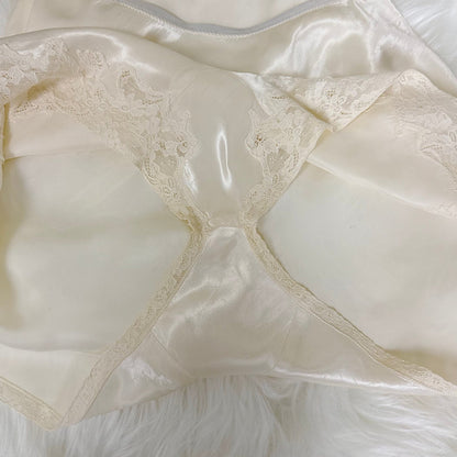 Vintage 1940's Pearly White Rayon Satin Tap Pants with Cotton Lace - by Seamprufe, size XS, S - Daggers & Dames