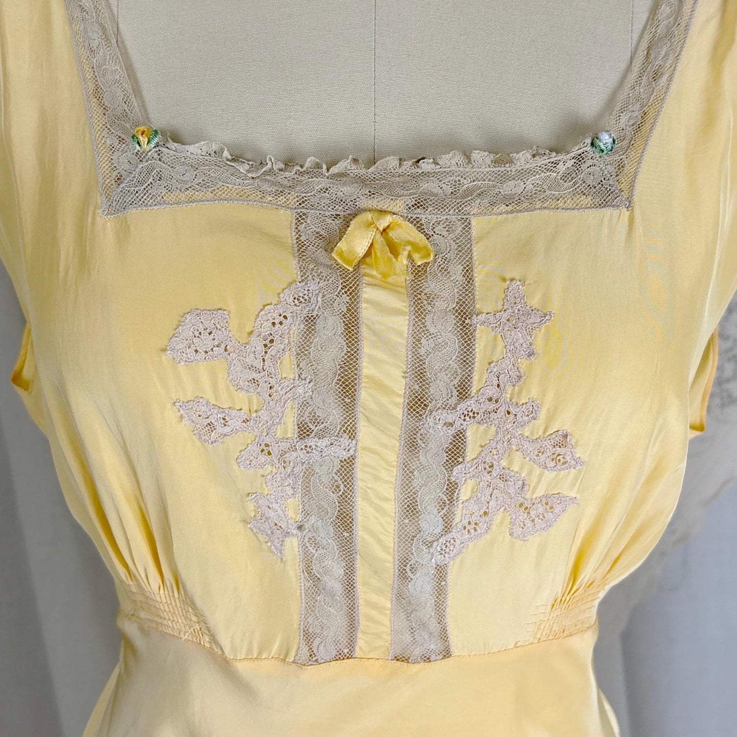 Vintage 1940's Primrose Yellow Rayon Nightgown with Cotton Lace - Size M - Daggers & Dames