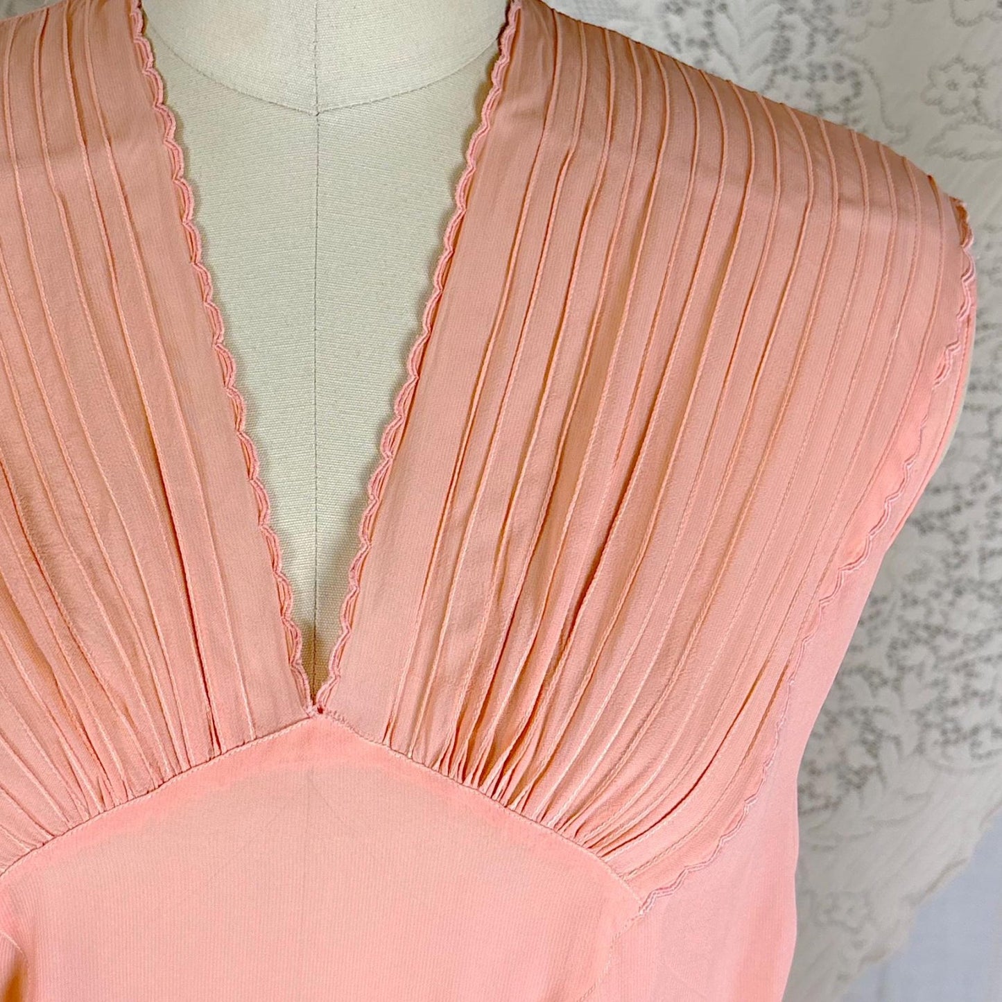 Vintage 1940's Sheer Coral Pink Rayon Chiffon Nightgown - From Hungary, Size S, M, LG - Daggers & Dames