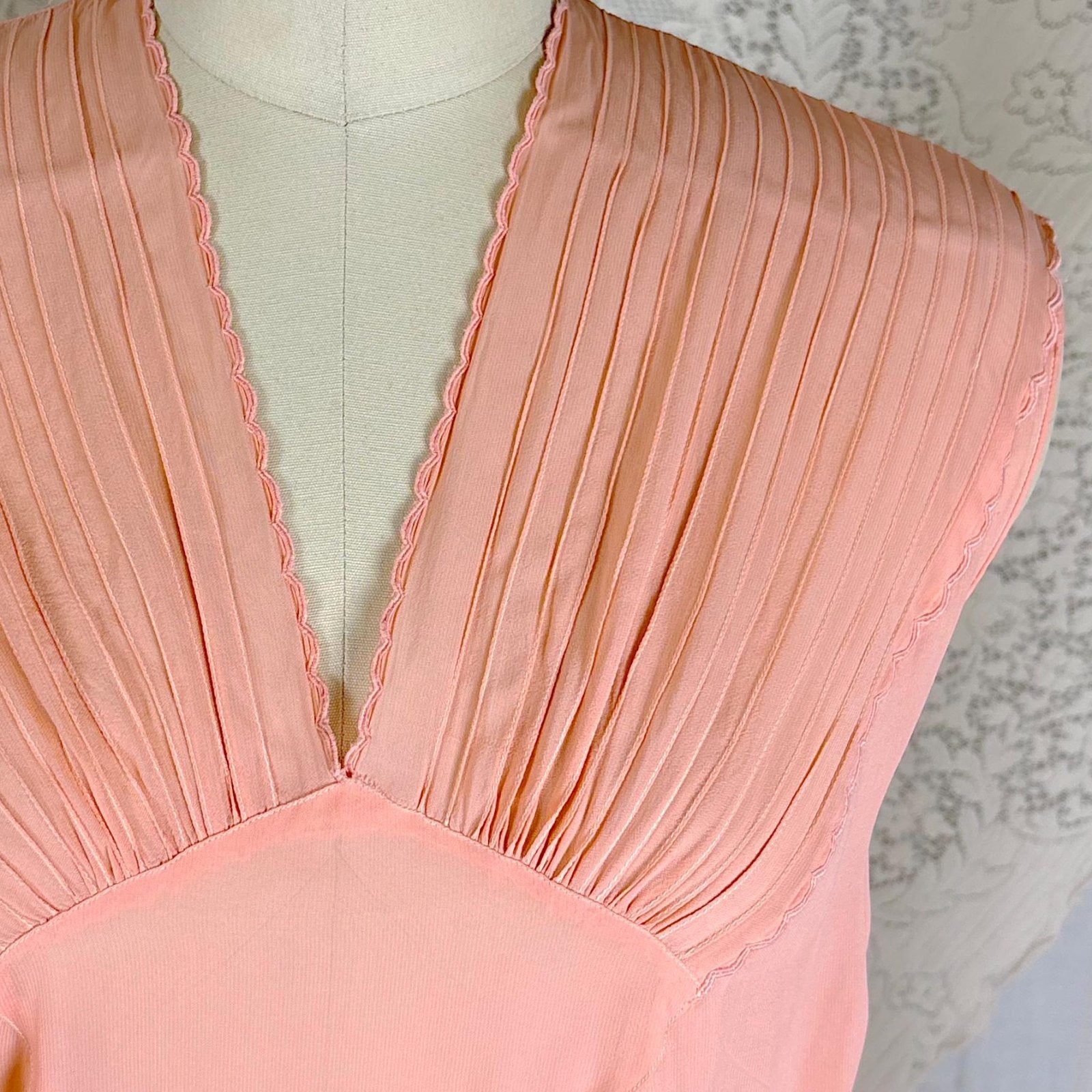Vintage 1940's Sheer Coral Pink Rayon Chiffon Nightgown - From Hungary, Size S, M, LG - Daggers & Dames