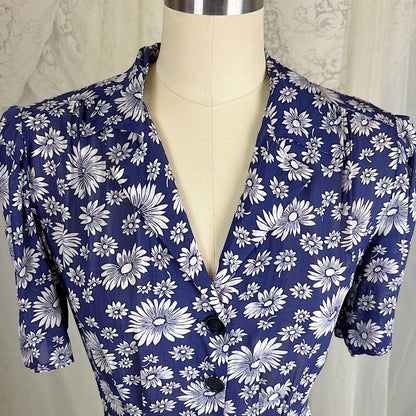 Vintage 1940's Sheer Navy Blue Rayon Shirtwaist Dress with Daisy Print - Size LG, XLG - Daggers & Dames