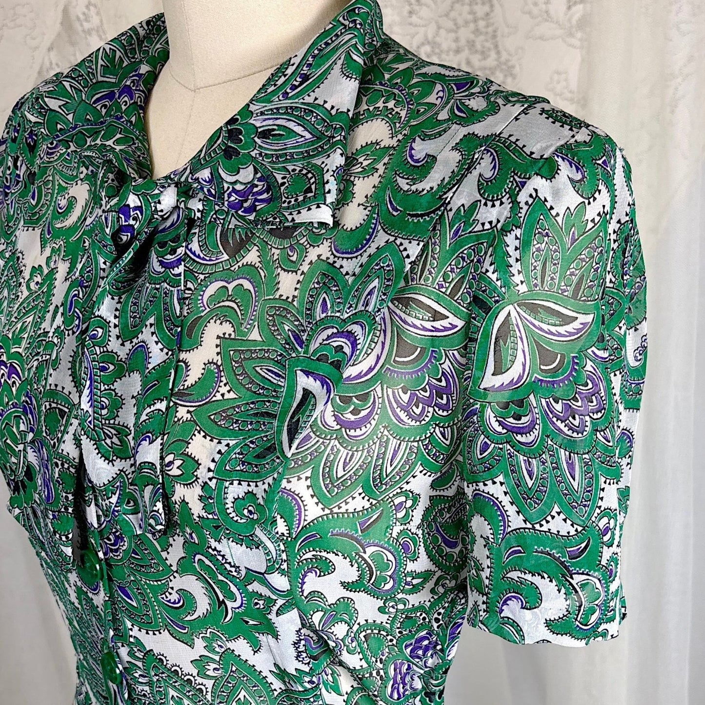 Vintage 1940's Sheer White Rayon Shirtwaist Dress with Bold Green & Purple Paisley Print - Rare Plastic Zipper - Size XS, S - Daggers & Dames