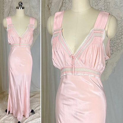 Vintage 1940's Tea Rose Pink Rayon Crepe de Chine Nightgown with Swiss Dot Lace, size XS, S - Daggers & Dames