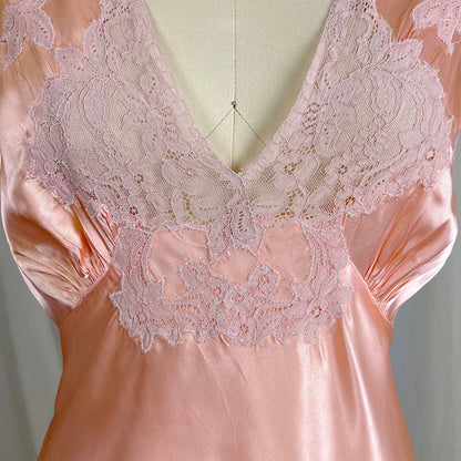 Vintage 1940's Warm Blush Pink Rayon Satin Nightgown with Mauve Cotton Lace Appliqués - Size M, LG, XLG - Daggers & Dames