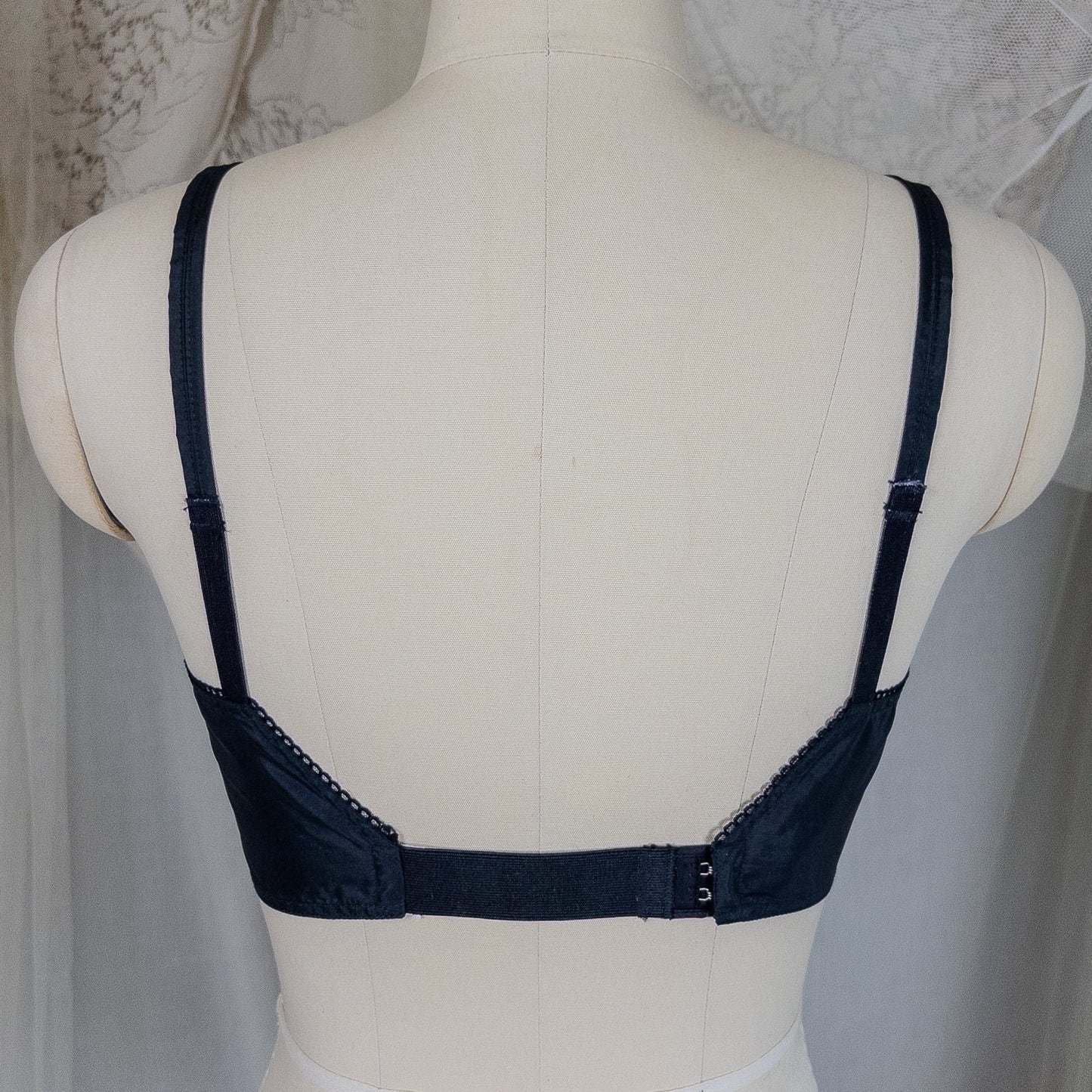 Vintage 1950's Bullet Bra - Deadstock Sheer Black Floral Lace with Circle Stitching by Formfit | 34 A, 32 B - Daggers & Dames