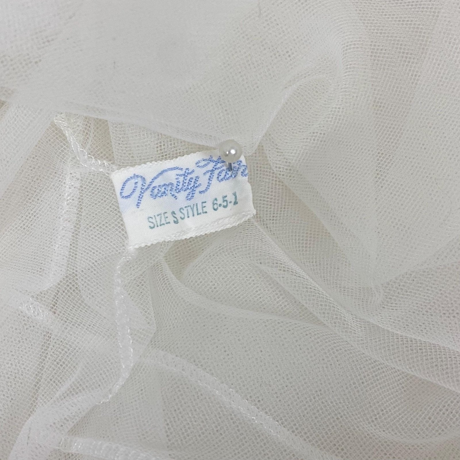 Vintage 1950's Peignoir Robe | Sheer White Nylon Tulle with Puffed Sleeves & Portrait Collar | Size S, M | By Vanity Fair - Daggers & Dames