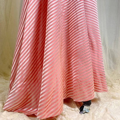 Vintage 1950's Robe - Bold Berry & Powder Pink Satin Brocade with Rhinestone Brooch - Size S, M - By Maxan - Daggers & Dames